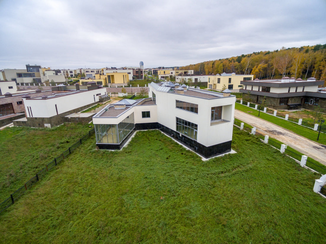 Telescoping Equipment for real estate