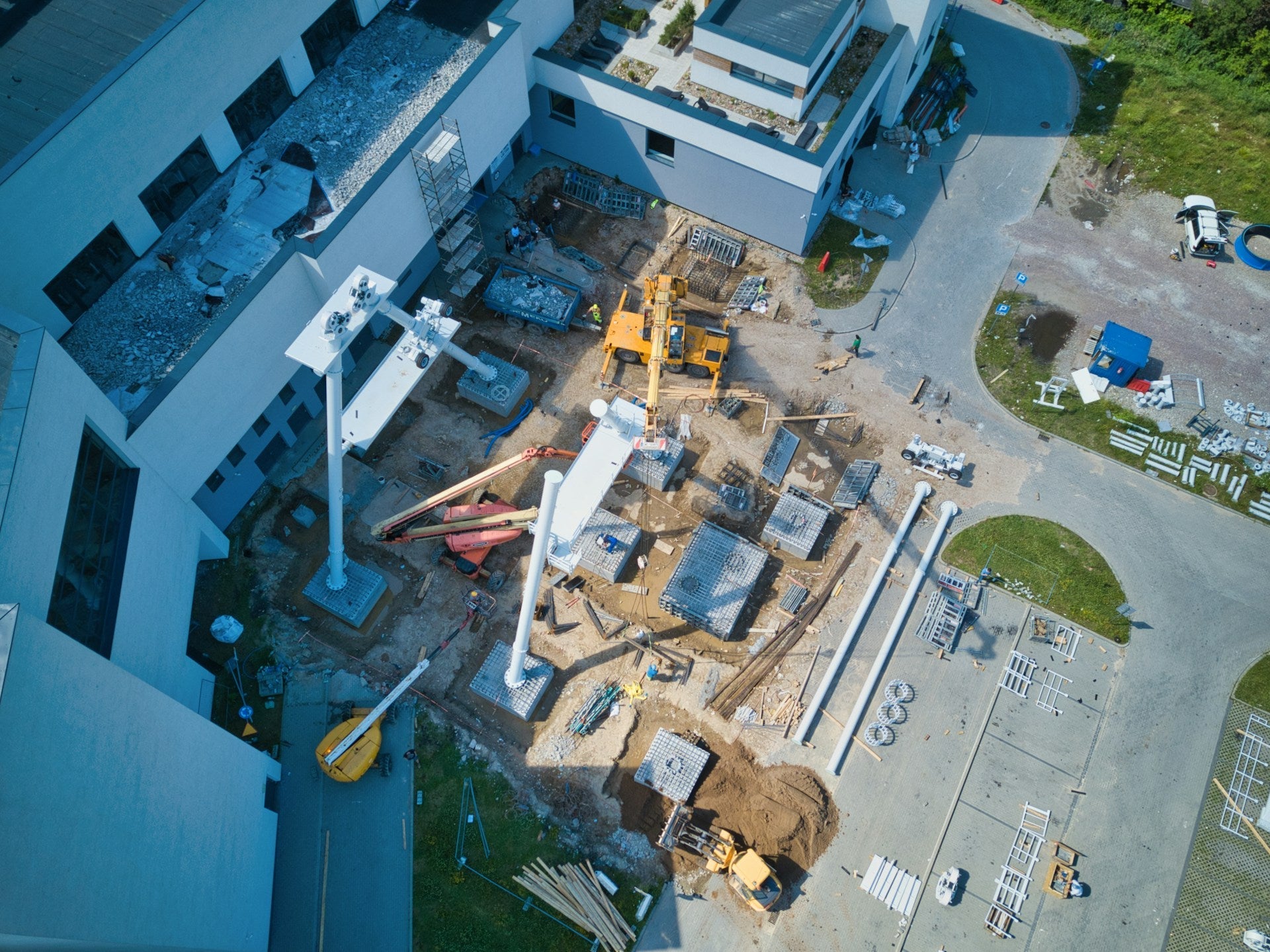 Monopods Make Construction Site Filming Simple and Fast – Hi Rise Camera