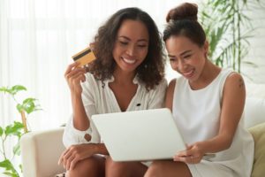 women shopping